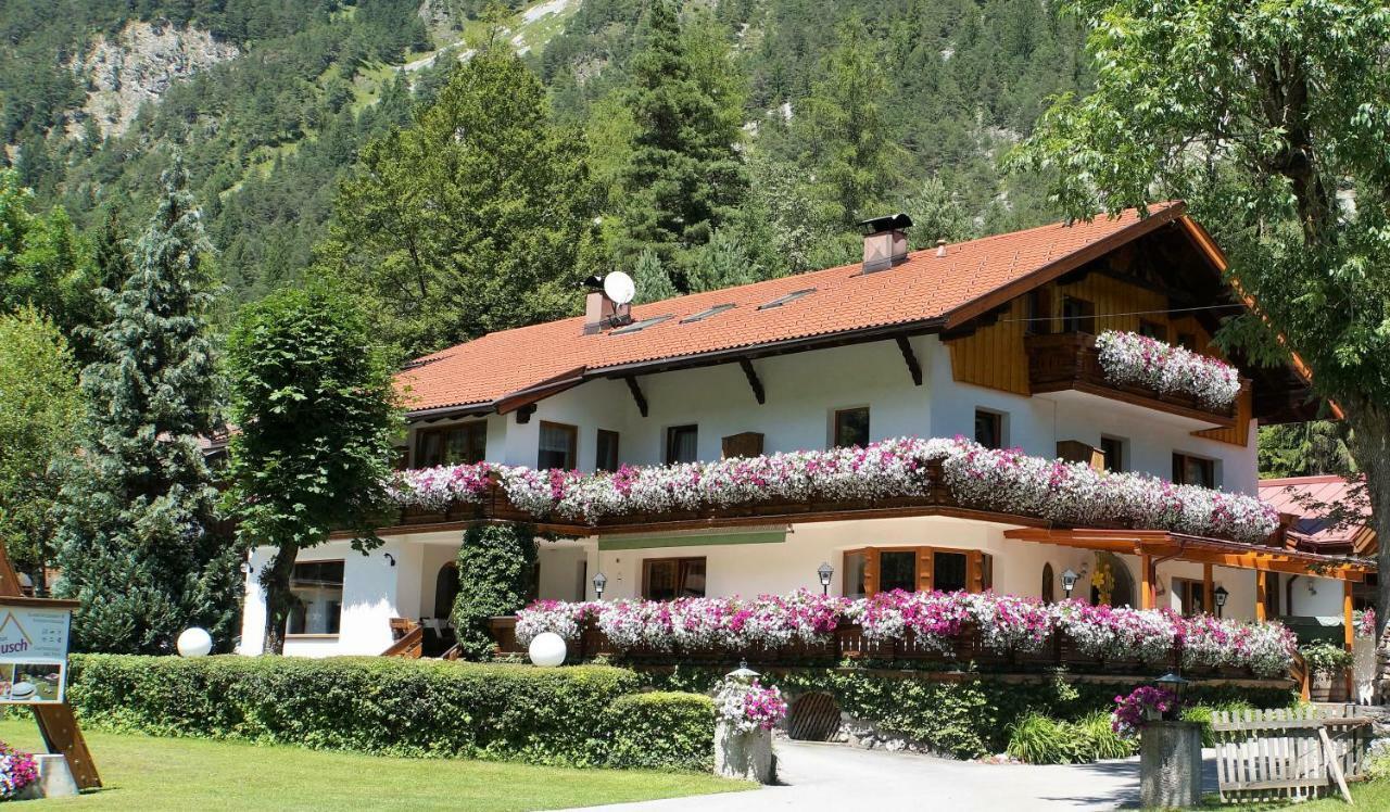 Gaestehaus Almrausch, Ferienanlage Mit Pool Нассерайт Екстер'єр фото