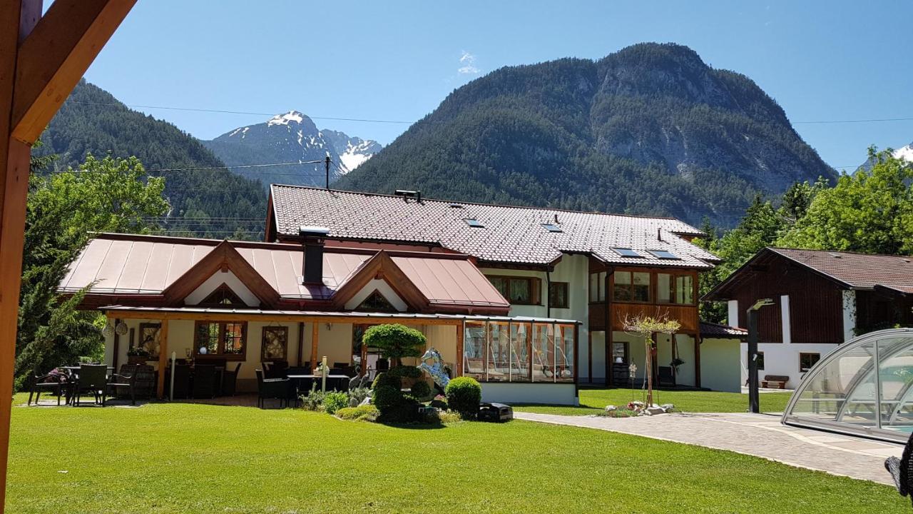Gaestehaus Almrausch, Ferienanlage Mit Pool Нассерайт Екстер'єр фото